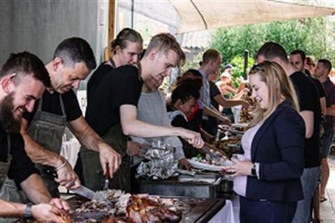 Eat Drink Westside 2019: Thịt heo, bia và rượu