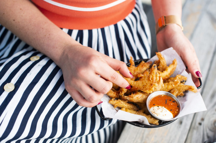 Thưởng thức các món ăn ngon trong lúc xem các trận đấu thuộc Giải Quần vợt Úc mở rộng tại nhà hàng The Boatbuilders Yard