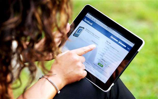 Khóa học miễn phí về Internet và Email căn bản của Trung Tâm Giáo Dục Hội Chuyên Gia và SEMVAC